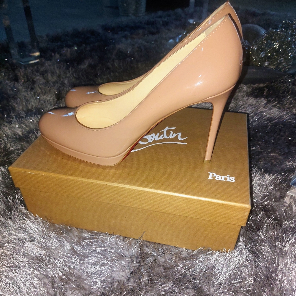 Nude New Simple Pump 100